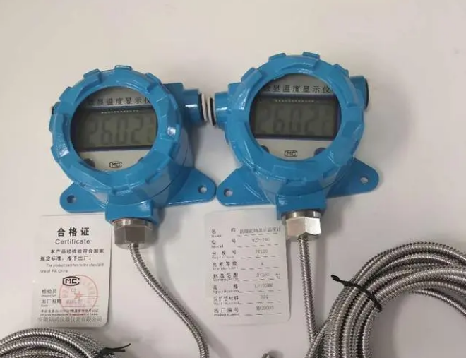 温度变送器中常用的温度补偿技术有哪些？